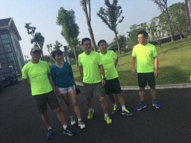 September 3th -4th, 2015Mr Shen, the founder attended the second term China-Europe AMP24 hours elite(图1)